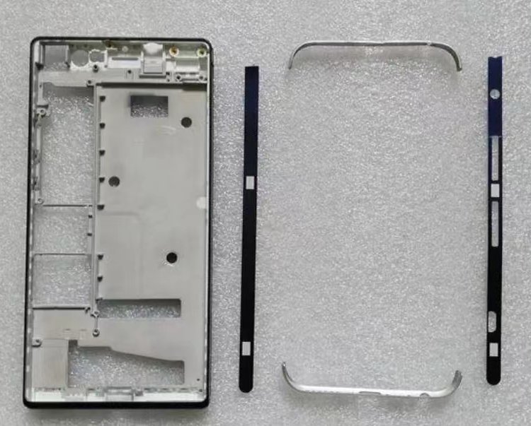 窄邊框用膠案例：PUR熱熔膠引領(lǐng)制造界的突破革新！